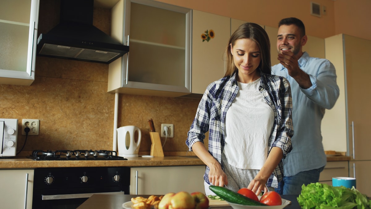 Man preparing a healthy meal in the kitchen